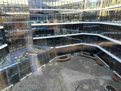 Главный учебно- лабораторный корпус ФГАОУ ВО «ТюмГУ»