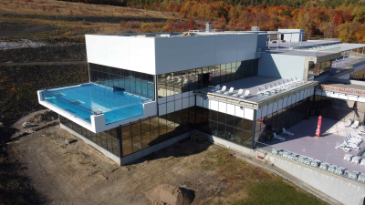 Парящий открытый бассейн, «Хвалынские термы»